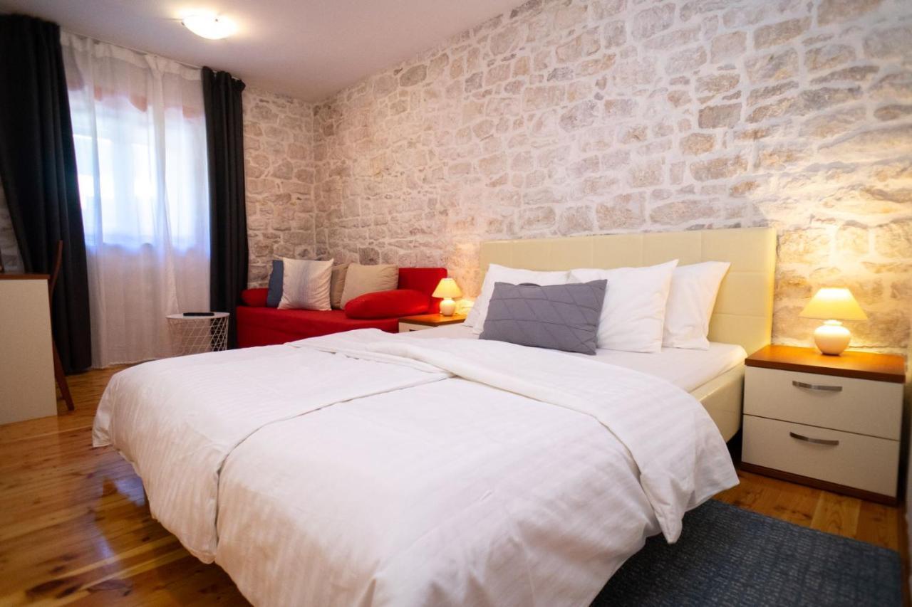 Apartments And Rooms Marino Trogir Dış mekan fotoğraf